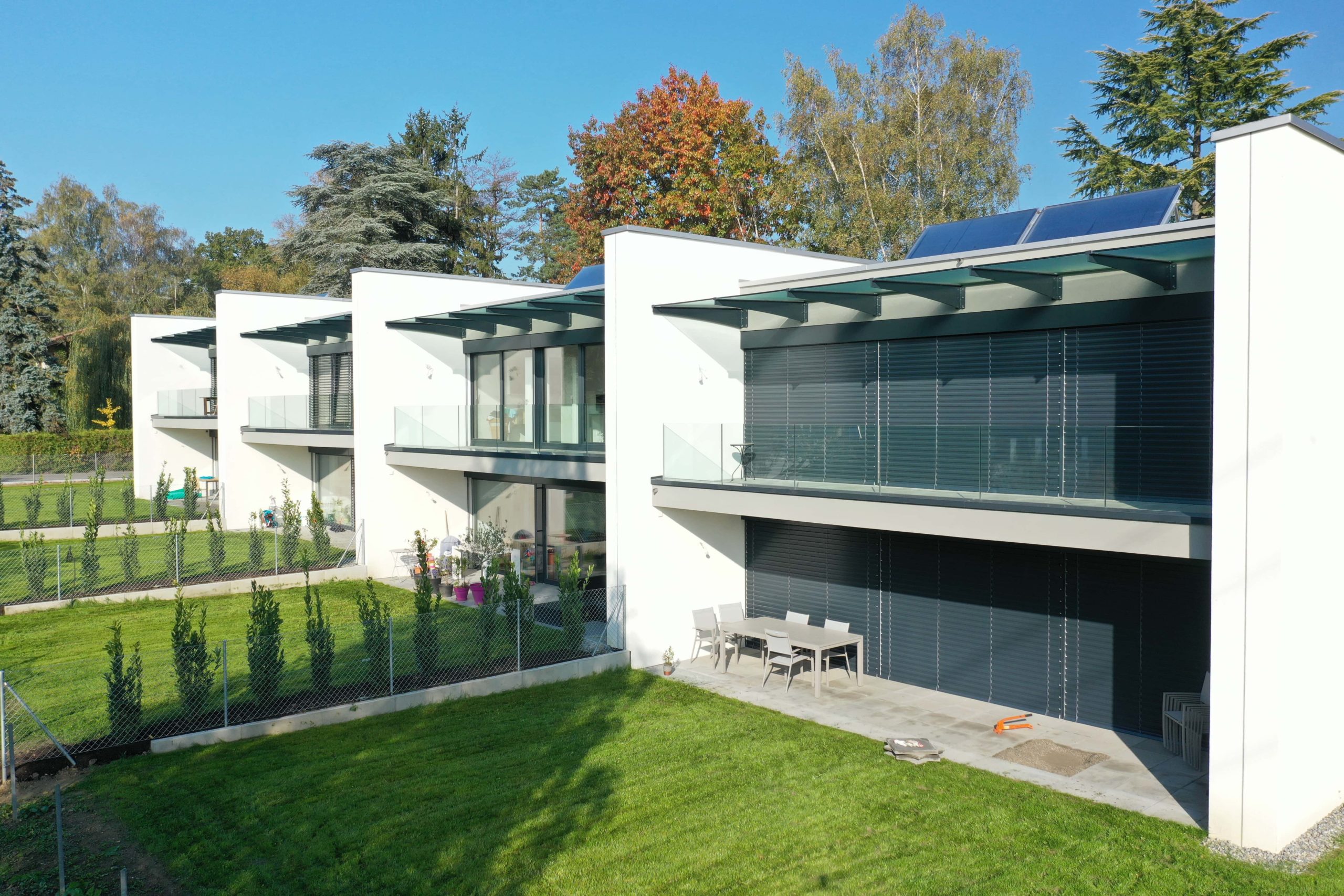 Construction de 4 villas contiguës contemporaines à Chambésy