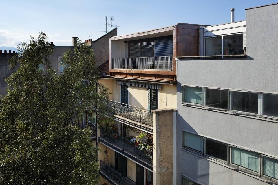 Réalisation des travaux de surélévation d’un immeuble à Genève et création d’un bel appartement